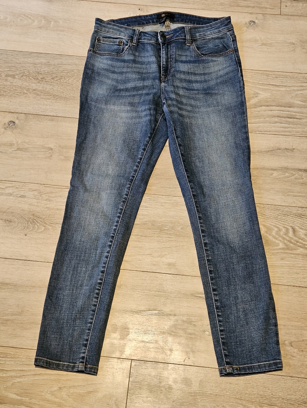 Frye Skinny Medium Wash Mid-rise Jeans Women's 8